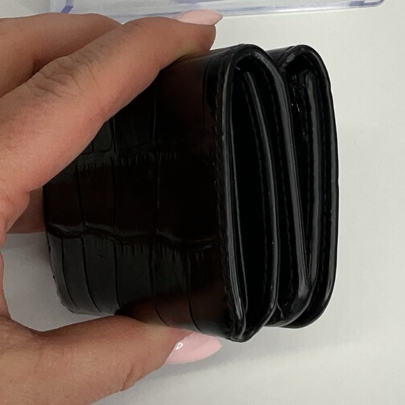 Balenciaga Compact, Black Leather Wallet Authentic - EUC - Picture 11 of 12